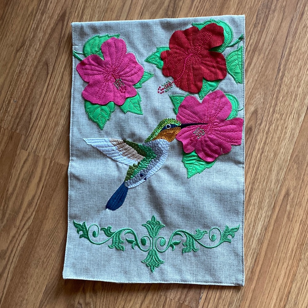 NWOT Decorative Garden Flag